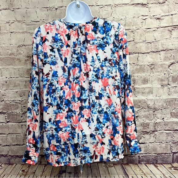 Disney Alice Through The Looking Glass Floral Tie Hem Blouse - Picture 8 of 11